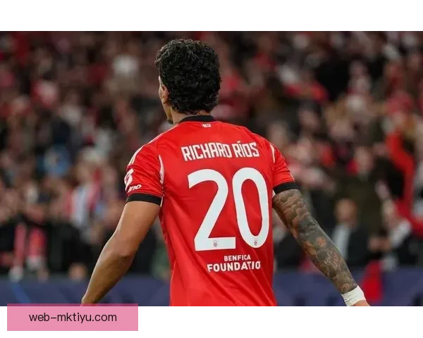 本菲卡力挺普雷斯蒂亚尼并肩同行